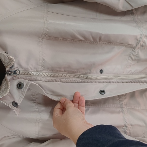 NWT Orvis Pack n Go Hooded Lightweight Jacket Womens Medium - Picture 8 of 16